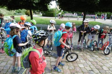 Červen 2019- Poznáváme Karlín na koloběžkách