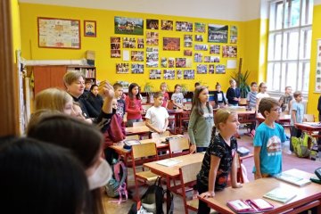 Návštěva ve 3. B - poslech a zpěv Svatováclavského chorálu